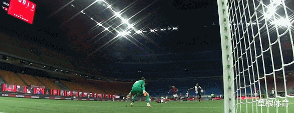 AC米兰@意甲神剧本！尤文7分钟2球领先，AC米兰19分钟4球反超 超级大逆转