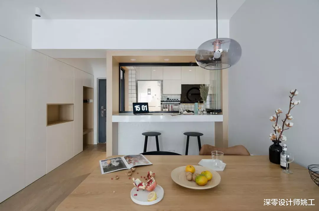 |清楚了吧，没有线条的美学装饰，你家砸再多钱都高级不起来