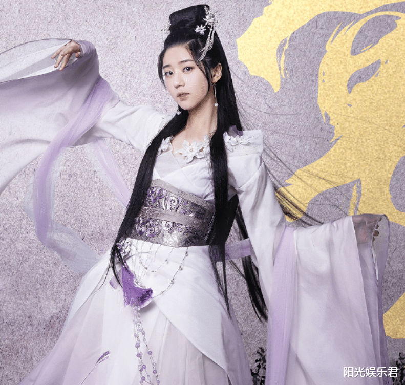 「姨母笑」又一古装甜宠剧来袭,男女主甜到炸裂,光看海报就姨母笑了!