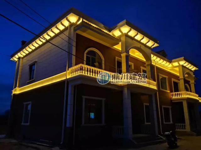 「」兄弟俩回村建二层双拼别墅，忍不住晒出建成实拍照，这房子绝了！