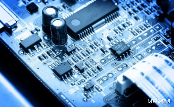 芯片|华为向全世界宣布:与联发科签订1.2亿颗芯片订单!高通:我完了