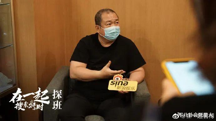 [杨洋]抗疫剧《在一起》官宣！杨洋靳东全员素颜演医生，黄景瑜被导演夸赞