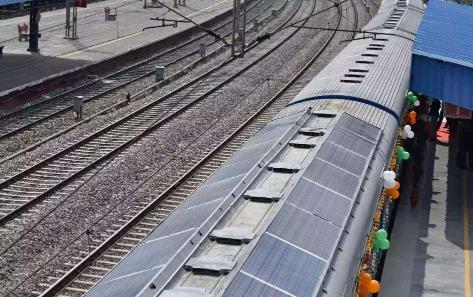 「印度」印度专家首次来华，刚上高铁就“发怒”：这就是“中国速度”？