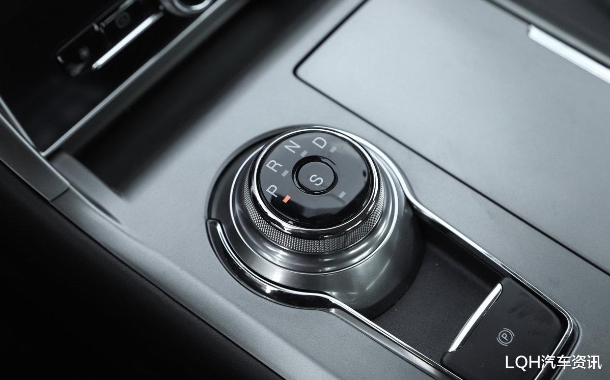 蒙迪欧▲别总盯着雅阁、凯美瑞看，福特蒙迪欧焕新上市，降价后15万多