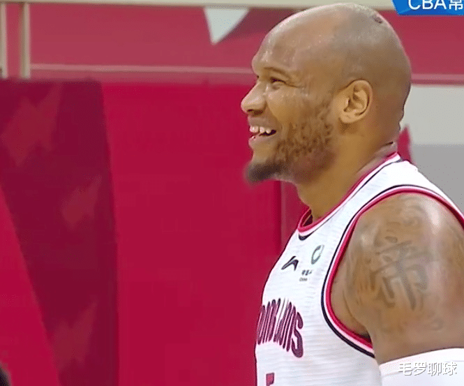 广州男篮|爆大冷!广州外援巨星0分,郭士强却轰31-20大逆转,巩晓彬输急了