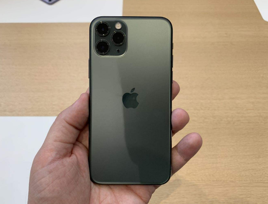 iphone11|据数据统计,今年上半年出货量最高的智能手机是iPhone 11