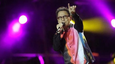 「薛之谦」音乐教父出道47年终谢幕，之前办演唱会无人问津，亏损百万草草收场