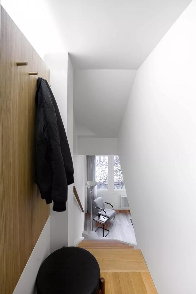 【单身公寓】晒晒朋友的33㎡单身公寓，全屋定制柜子，这空间利用真是绝了！