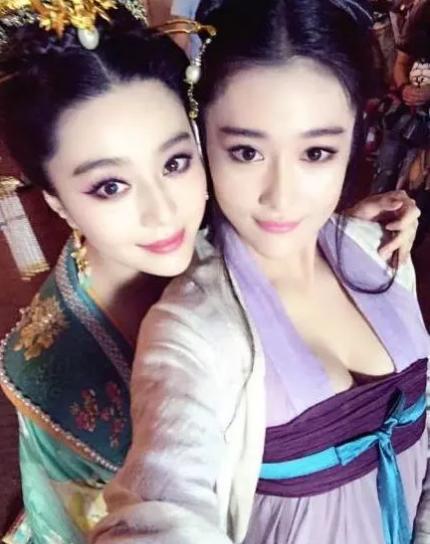 张馨予■曾经被“全网黑”的张馨予,为何最后她活成全网羡慕的模样?