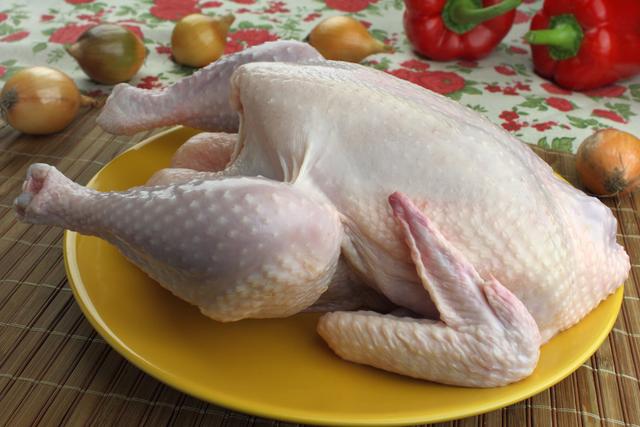 鸡胸肉：小暑进入三伏天，4种美食要常吃，赛过吃人参，助家人顺利度苦夏