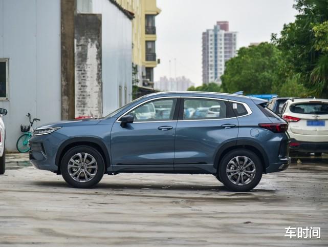 SUV|被誉为“开不坏”的SUV,不足10万,内饰媲美奔驰E级,品质堪比丰田