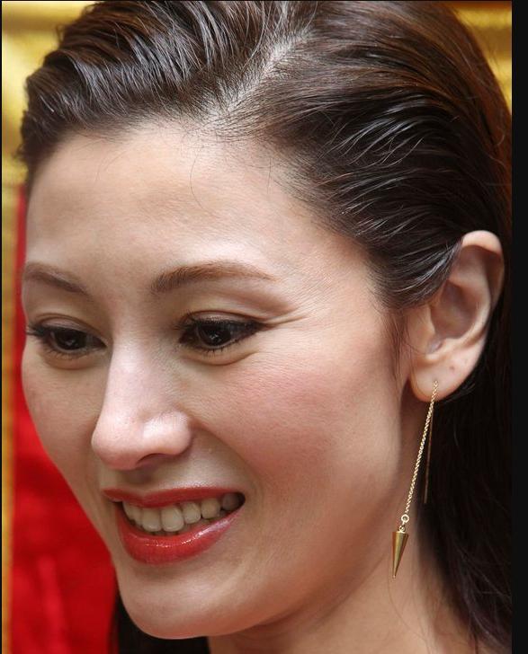 她曾是男神"收割机",巅峰时期美到惊为天人,可惜已经退隐