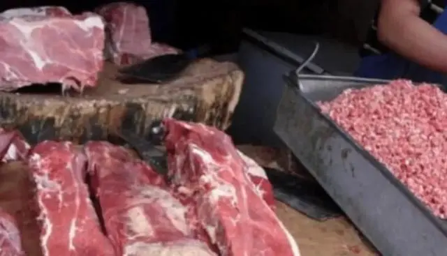 洋葱：“假牛肉”是用什么做的？看到原材料，网友：难怪卖得那么便宜