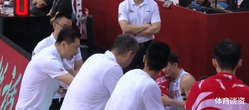 「玉兔二号」大冷门！CBA第3输联盟第18，全华班哑火三分29中3，辽宁输得不冤