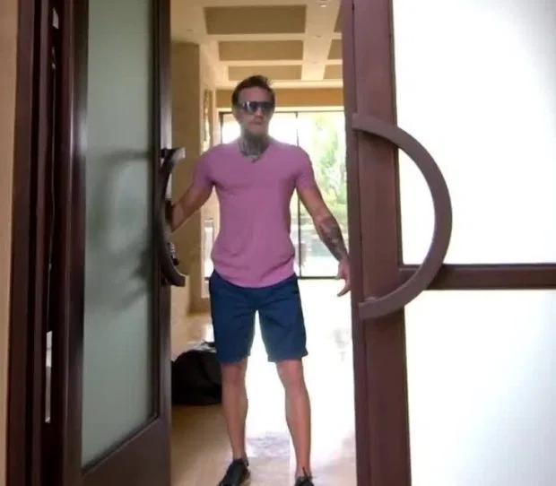 嘴炮有多壕？身价二十亿，三地豪宅5100万，普通人51辈子才能赚到