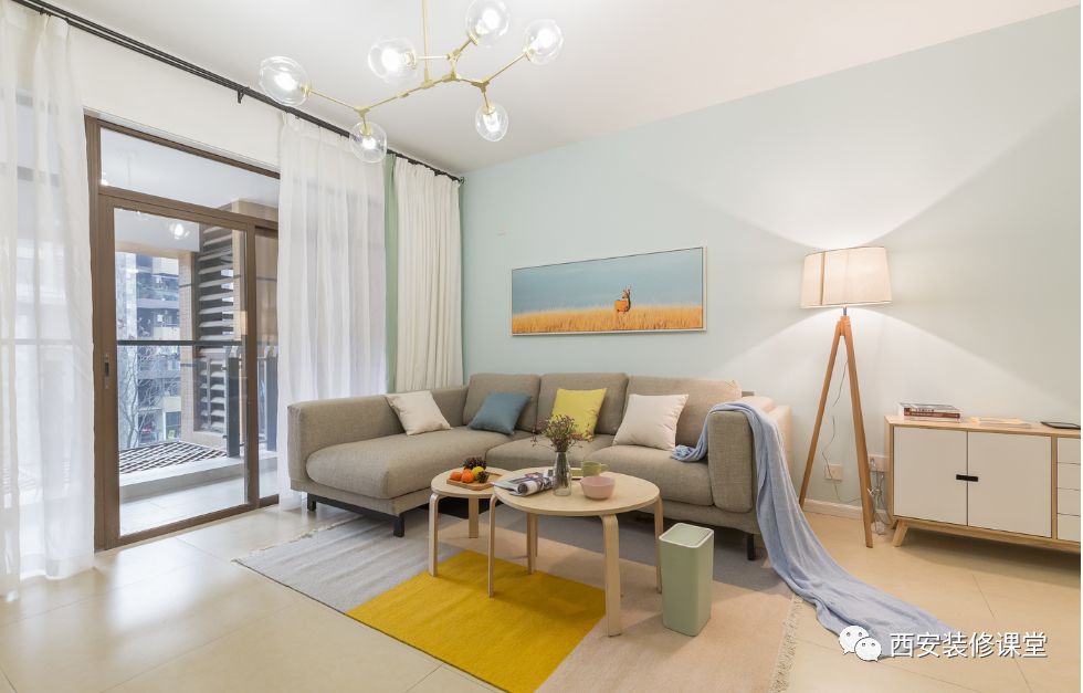 ：145m2四房清新，无任何造型，连石膏线都没有