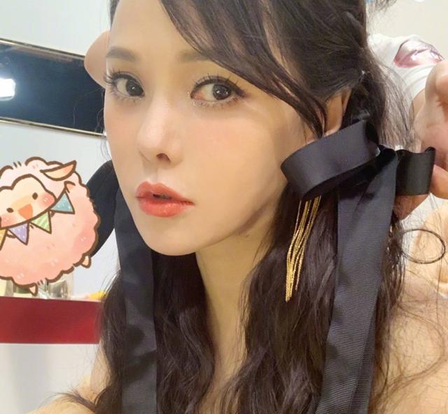 伊能静|伊能静人设又崩?除了圈内黑料,连同小区邻里都吐槽她:太事儿了