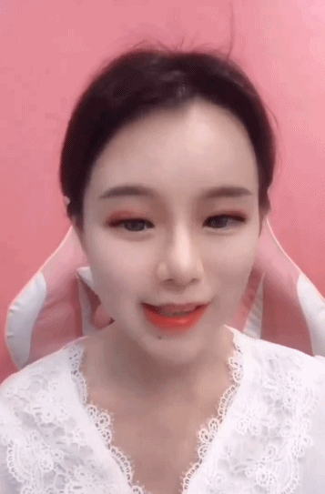 抖音■别被抖音里的帅哥美女们给骗了，美颜滤镜一开，丑小鸭变成靓天鹅