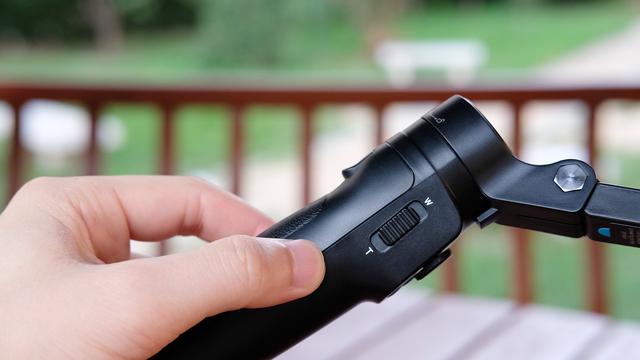 微信|喜欢去玩，爱拍Vlog！小白入门需要的手机稳定器辅助