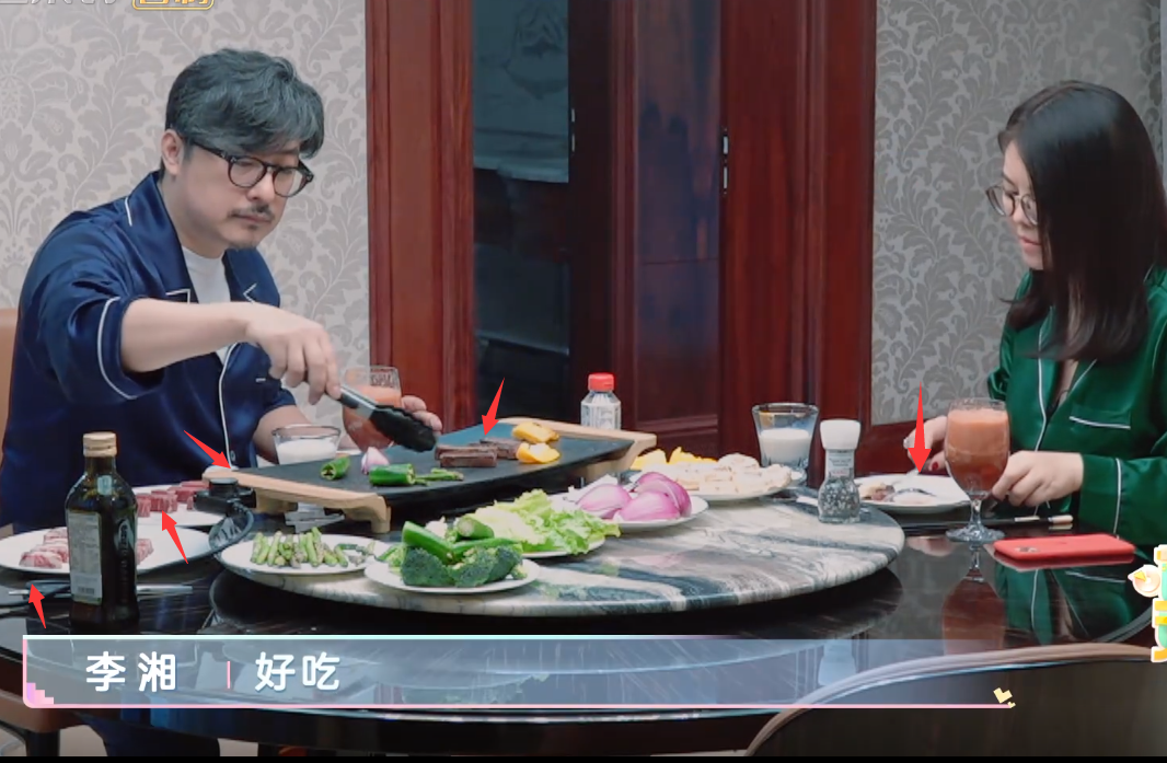 王导|不胖你胖谁？王岳伦准备烤肉蔬菜大餐！最后肉吃光蔬菜一口没动！