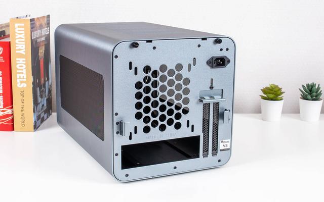 机箱|ITX市场内的有力补充——乔思伯V8机箱测评