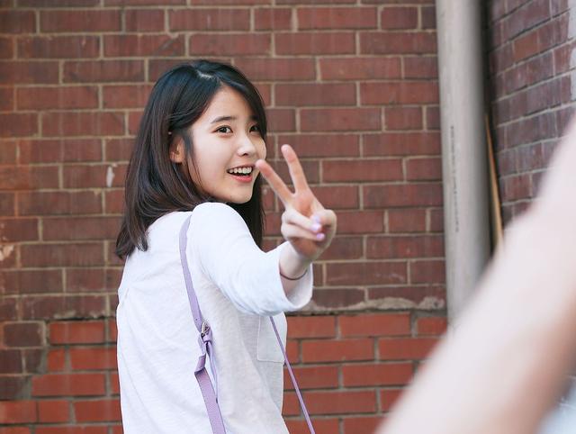 iu■出道10多年韩娱圈无法替代的4位女偶像 IU 林允儿 泰妍 秀智