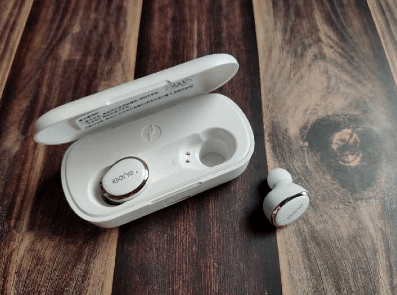 蓝牙耳机|无线蓝牙耳机怎么选购，为您解读国产性价比与国际大牌的区别