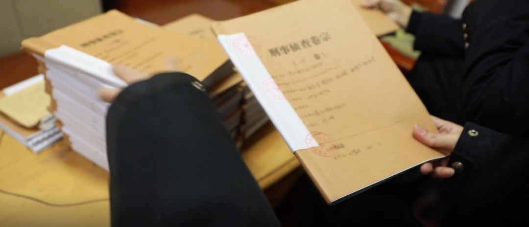 绍兴文理学院@起底郴州80后“黑老大”！