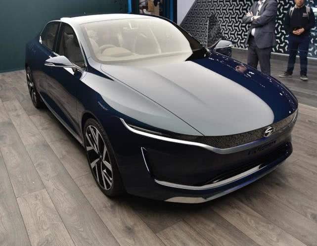 本田雅阁▲有它雅阁靠边站，无框车门+4.1升油耗，17万有65万档次