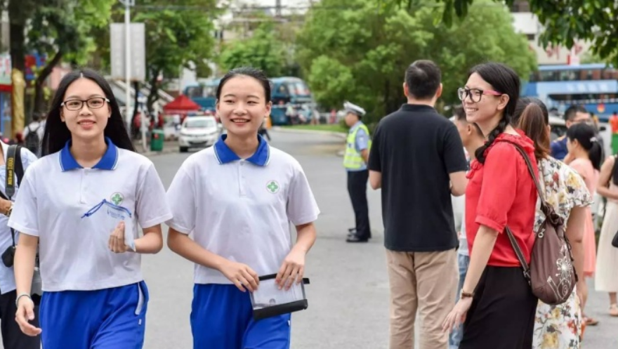 填报志愿▲高考为什么要草稿纸?得知这3点,学生:错怪老师好多年