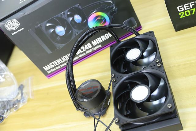 显卡|刷新对itx的认识,又是水冷又是长显卡的性能级itx主机