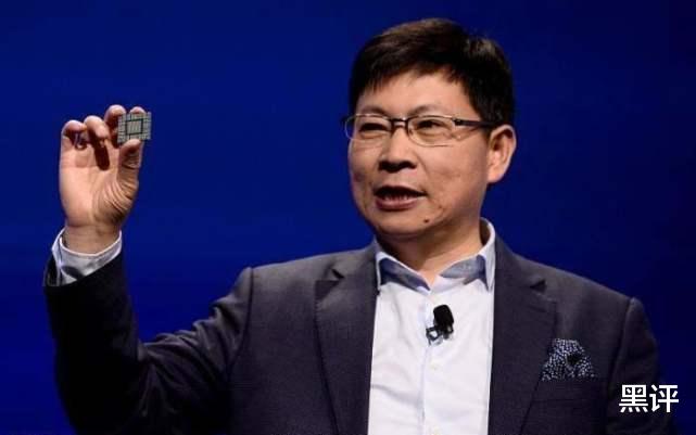 摄像头|华为Mate40Pro倒计时4天，双环摄像头很惹眼，价格更感人！