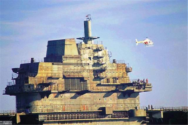 「瓦良格」航母用钢材全世界只有2国家能造，且严禁出口，中国企业成功掌握