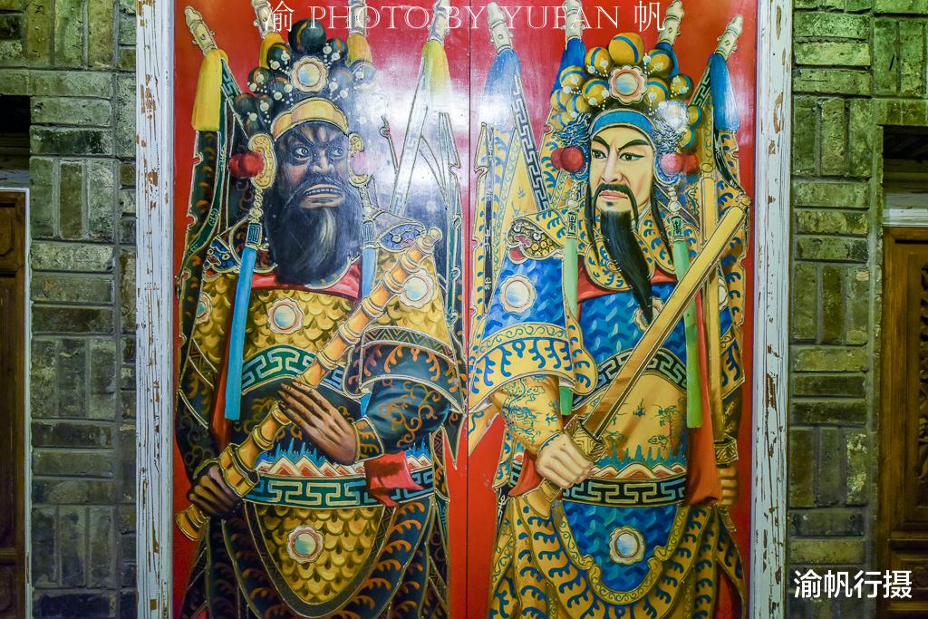博物馆|中国最大的门神展示馆，近万个门神让人大开眼界，老板是位美国人