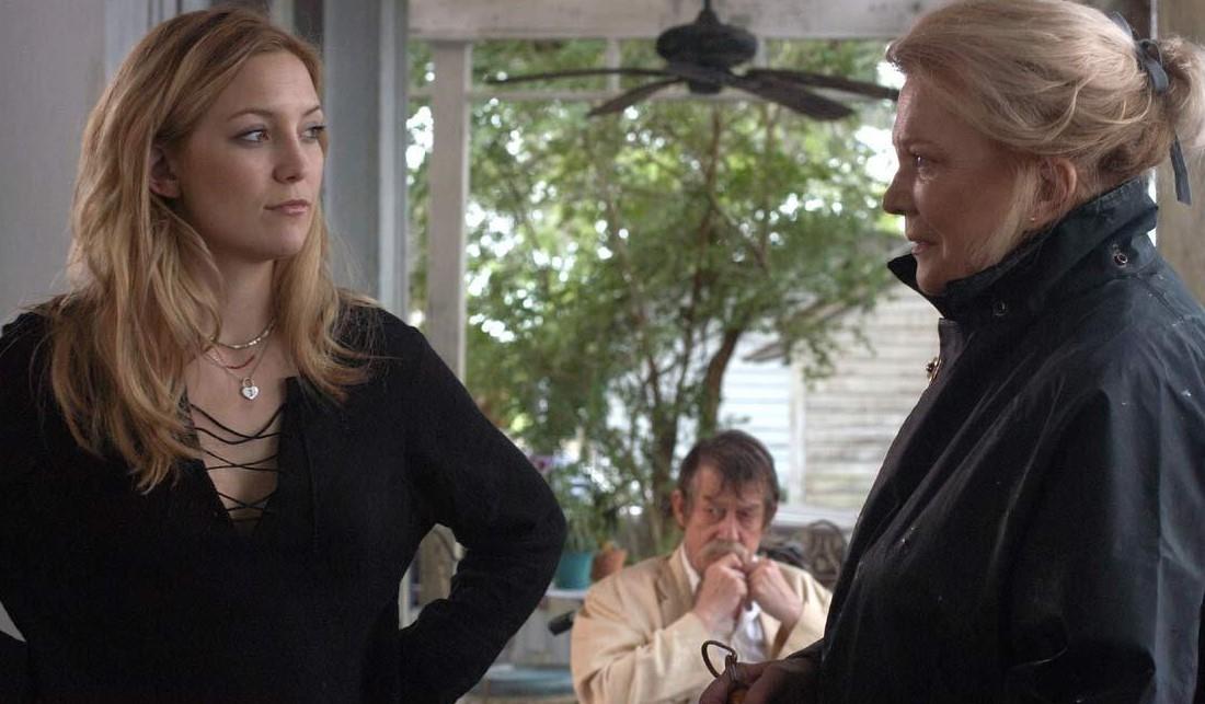 卡罗琳@这部恐怖片告诉我们,千万不要把自己当成救世主