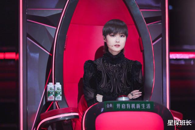 李健|《好声音》:李健抛梗没人接,李宇春格格不入,网友集体想念他!