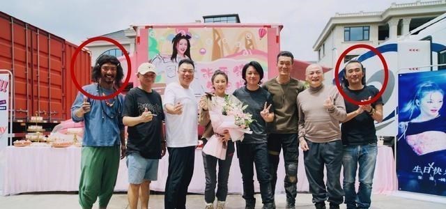 鬼吹灯|鬼吹灯要烂尾？原导演拍完《金刚川》进组靳东新剧，被扒早有退意