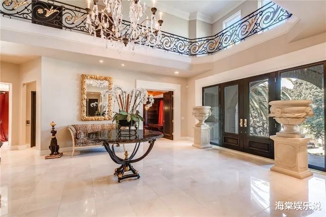 【董卿】董卿美国豪宅内景曝光，奢华度堪比皇宫，因疫情拍卖却没人买得起