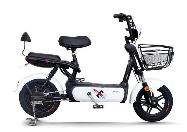 服务业|浙江嘉兴：没戴头盔被罚20元，男子竟将交警支队告上法庭……