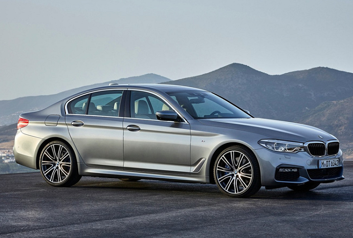 宝马5系▲从设计、动力、驾驶体验来说，宝马5系该怎么买？这是靠谱的回答