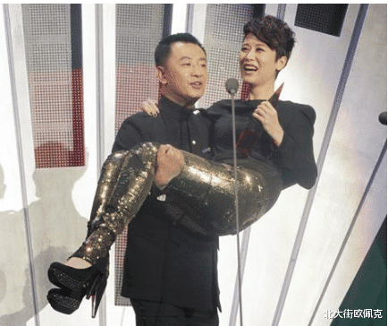 「海清」“海清”不姓海也不叫清,得知她原名后,才知道为什么她和黄海波关系好