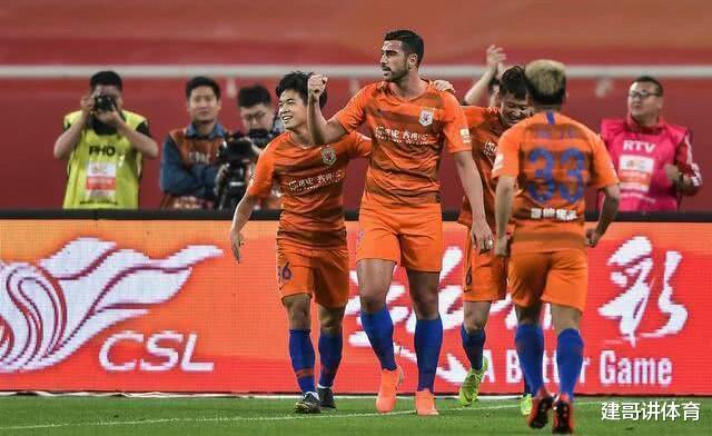 李霄鹏:取代佩莱?鲁媒:高大身材球星收到中国报价,球迷:是李霄鹏的菜