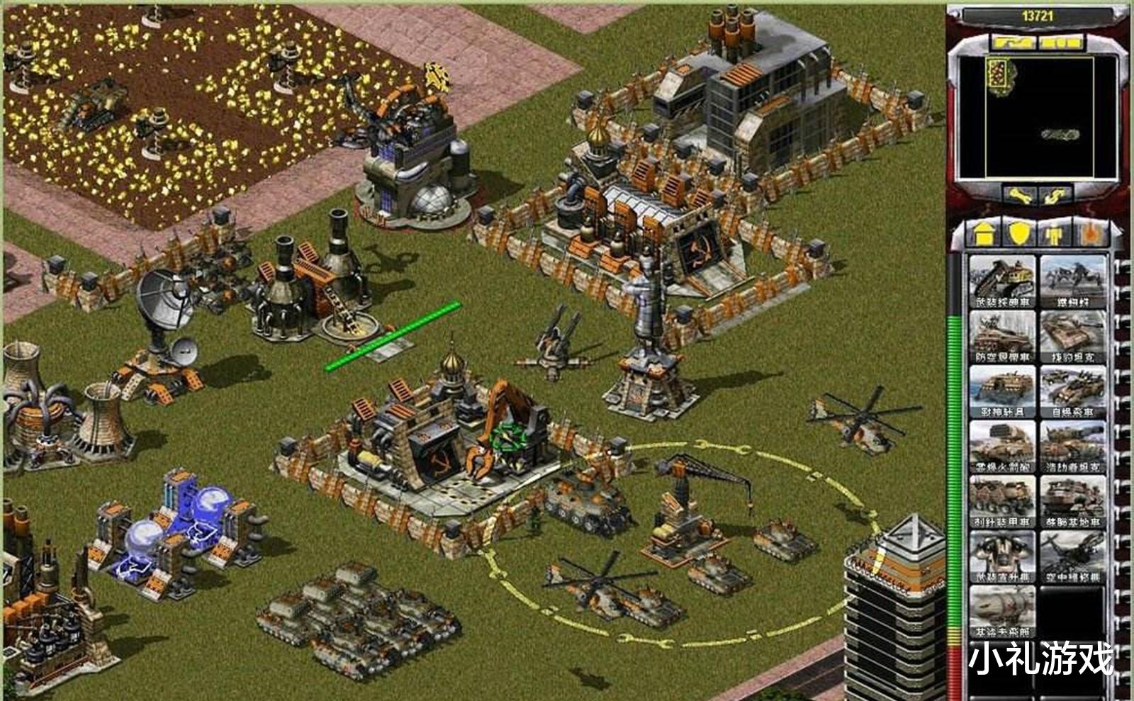 红警|玩《红警》时，最好把围墙建起来，至少能争取时间