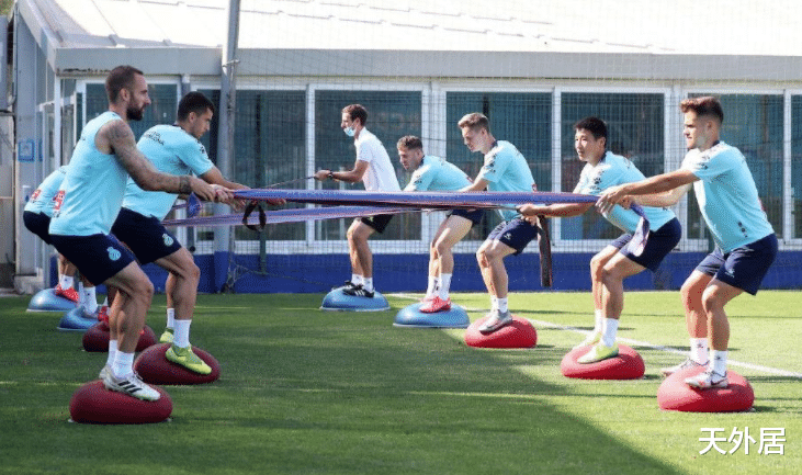 #西班牙人#突发!西班牙人中国老板走投无路再换帅,武磊单赛季迎第5任主帅