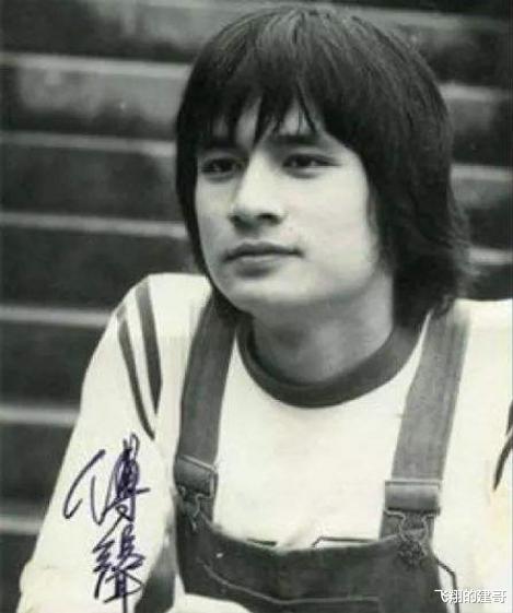 『甄妮』87年, 守寡4年的甄妮生下一女, 对生父闭口不提, 女儿长大后藏不住了