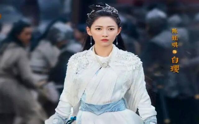 李易峰|《镜双城》重磅来袭，李易峰再演古装剧，却输给了男二、男配？
