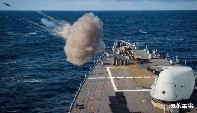 美军■这才是美国真正对手，大批舰机闯入海峡开火，军方：进入战备
