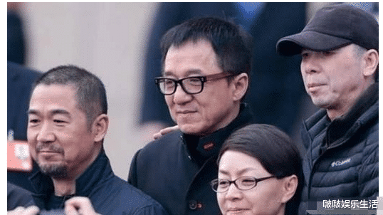 「杨幂」人民大会堂里明星相，杨幂超迷人，看到周星驰的样子好想哭