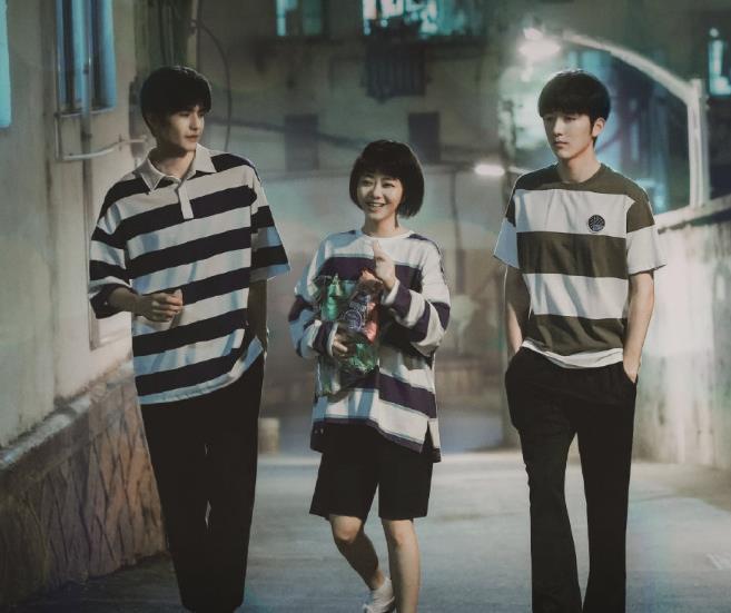 谭松韵|《以家人之名》还未播完，谭松韵又携新剧到来，今年或将霸屏？