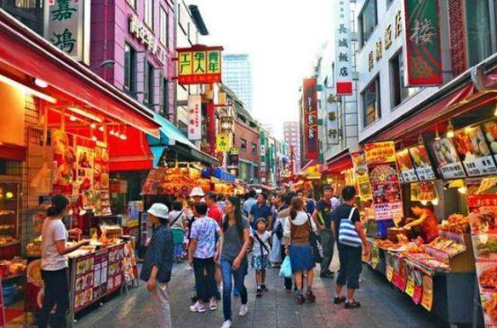 美国|美籍华人被遣返回国,失去美国国籍后,中国做法令人瞠目